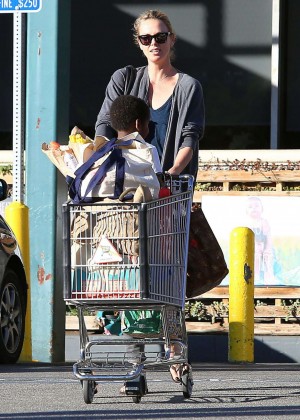 Charlize Theron - Shopping at Whole Foods in Los Angeles