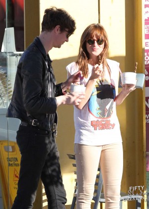 Dakota Johnson - Stops for Yogurt with her boyfriend in Los Angeles