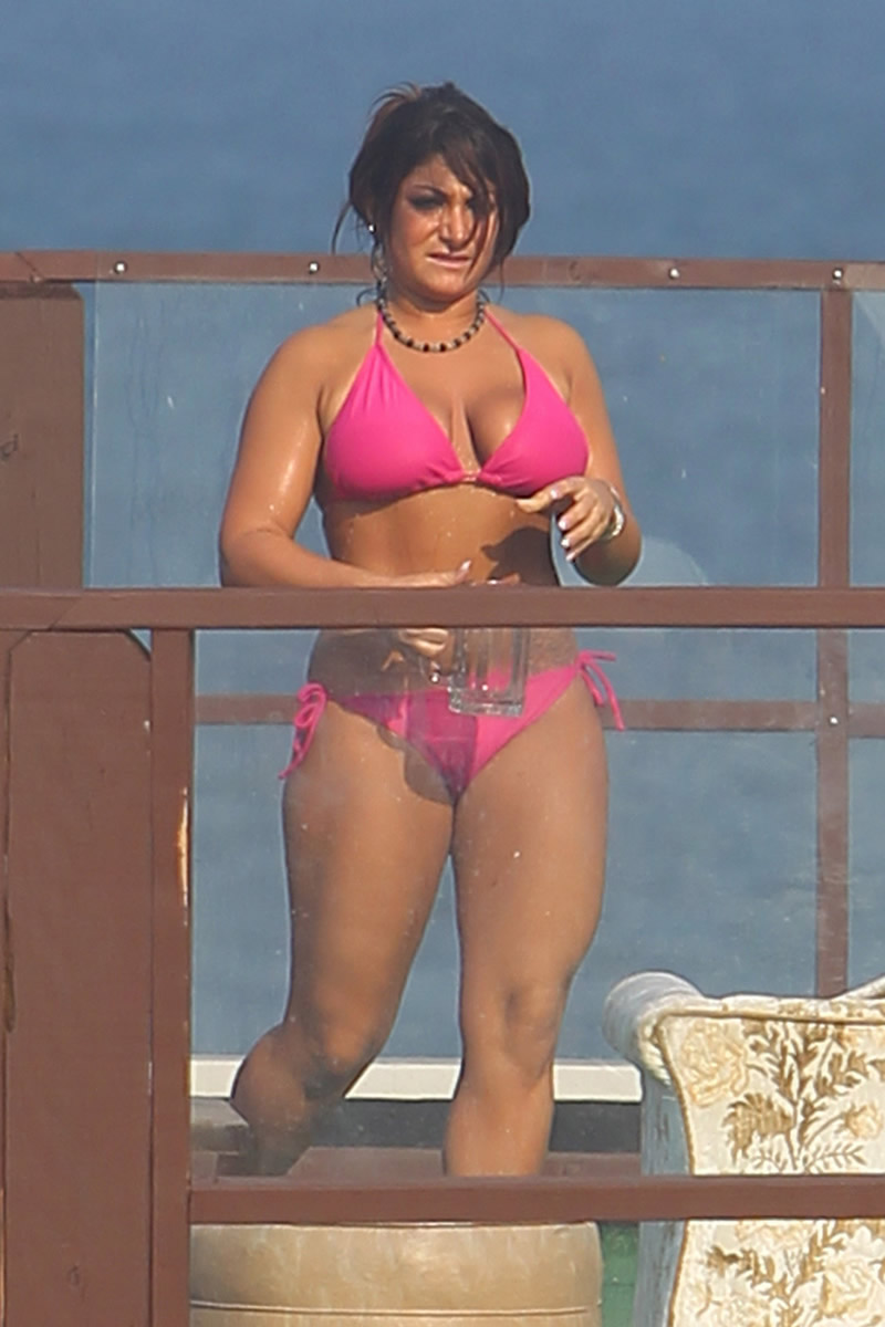 Deena Cortese - Pink Bikini in Jacuzzi. 