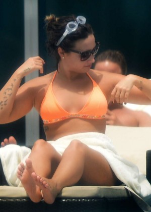 Demi Lovato in Orange Bikini at a Pool in Miami