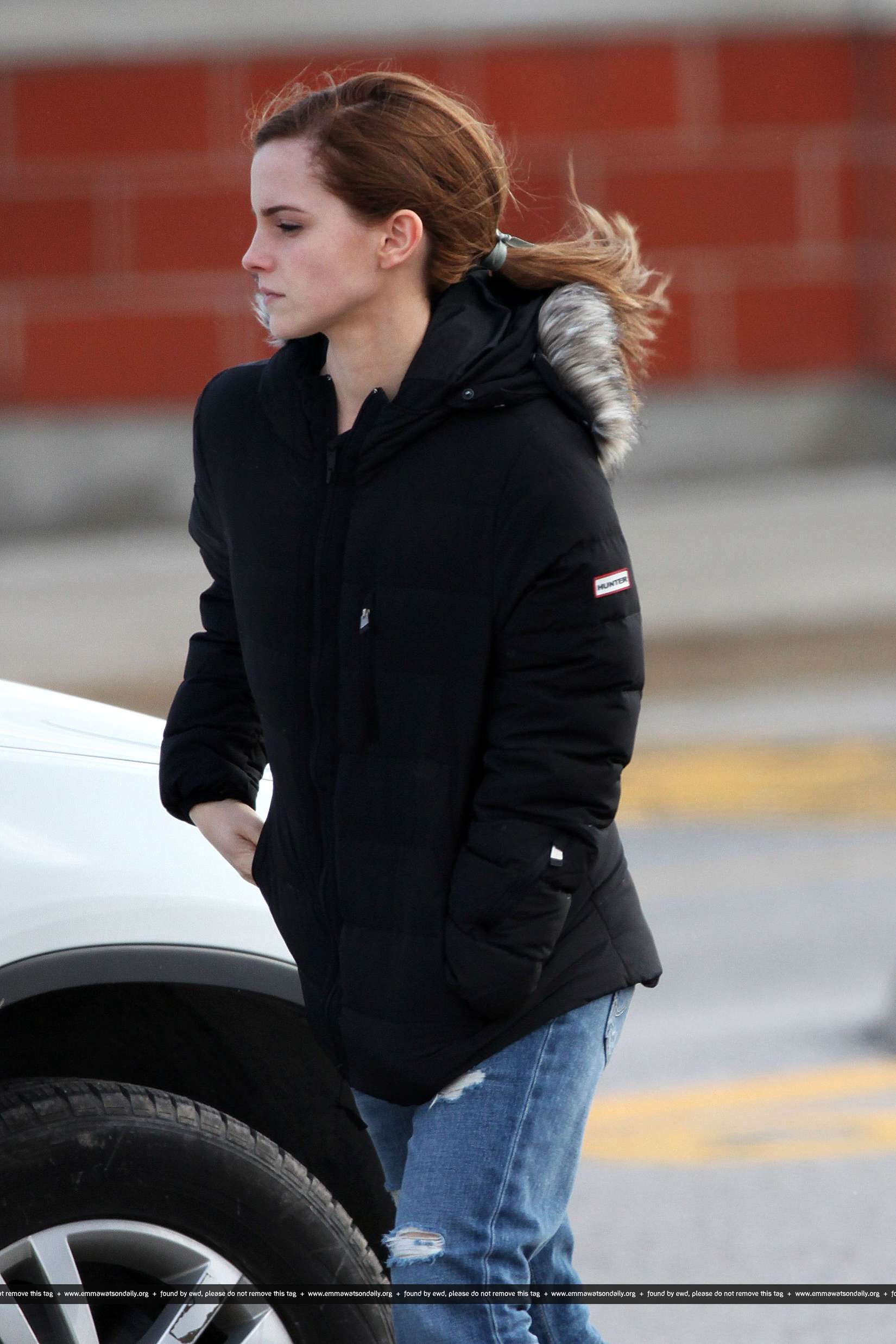 Emma Watson In Street style Jeans -07 | GotCeleb