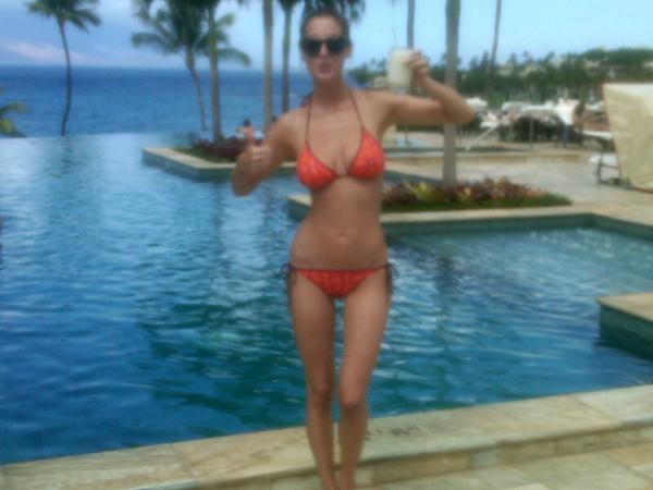 Eva Amurri - Bikini Candids on Her Honeymoon.