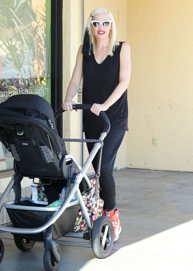 Gwen Stefani with Family out in Studio City