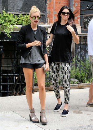 Hailey Baldwin and Kendall Jenner Leaving The Smile Cafe