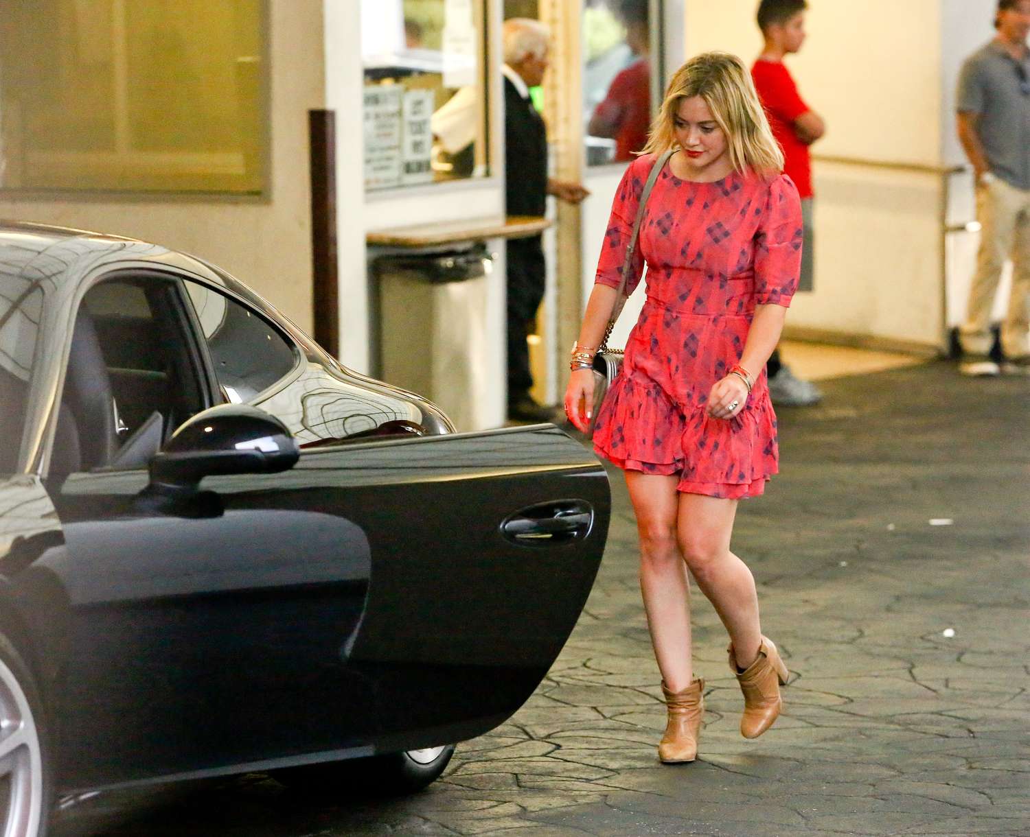 Hilary Duff 2014 : Hilary Duff: E Baldi Restaurant -04