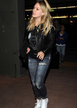 Hilary Duff in Tight Jeans at LAX Airport in LA