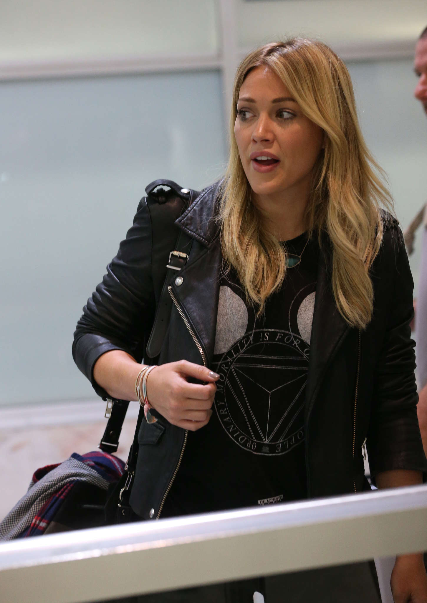 Hilary Duff 2014 : Hilary Duff at Sydney International Airport -12
