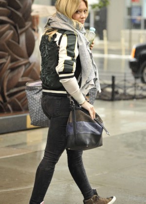 Hilary Duff in Tight jeans Leaving her hotel in New York