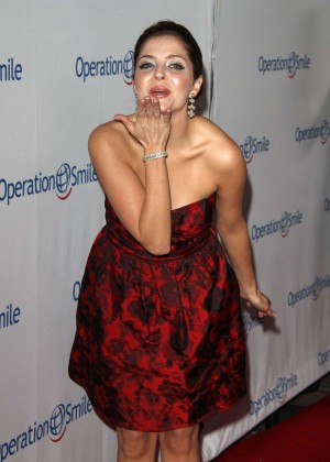 Jen Lilley - Operation Smile 2014 Smile Gala in Beverly Hills