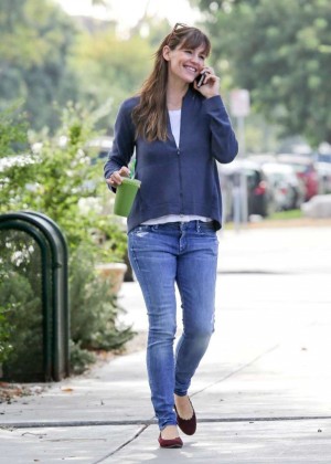 Jennifer Garner in Jeans Out in LA