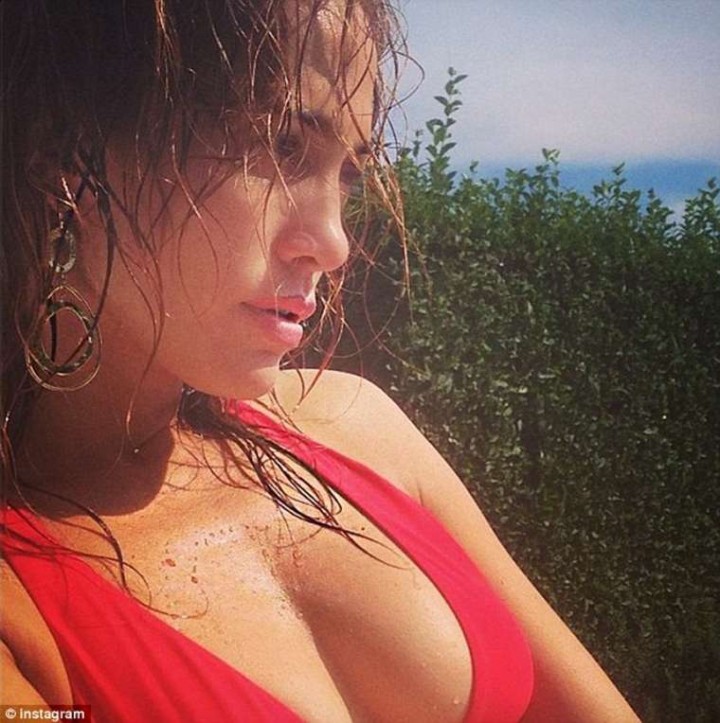 Jennifer Lopez Bikini Instagram Pics