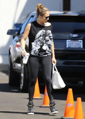 Jennifer Lopez in Spandex Heading to a gym in West Hollywood