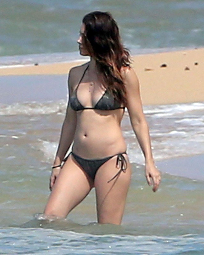 Jessica Biel in Black Bikini on a beach in Maui
