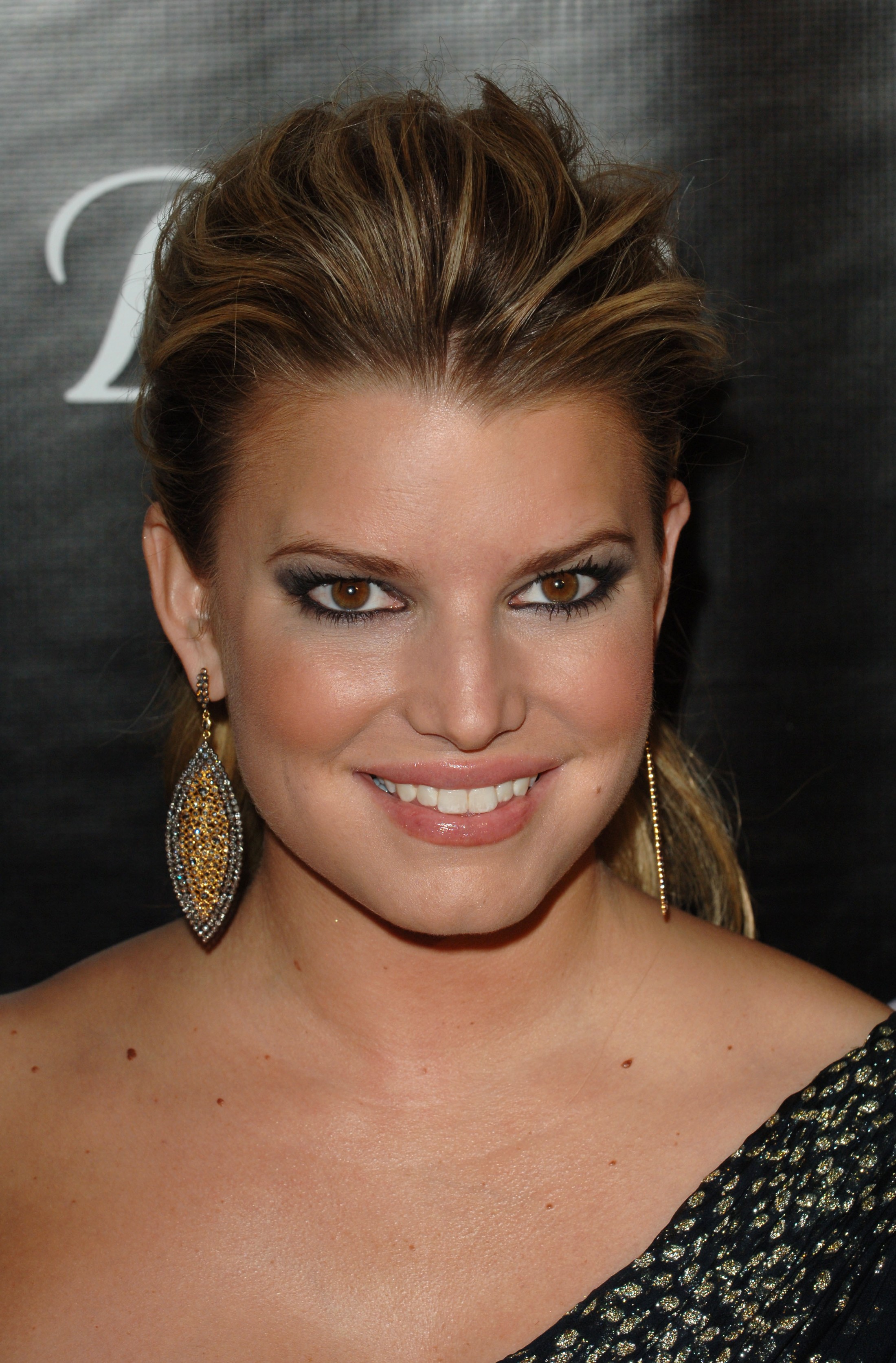 jessica-simpson-at-alliance-for-women-in-medias-2010-gracies-awards-13 ...