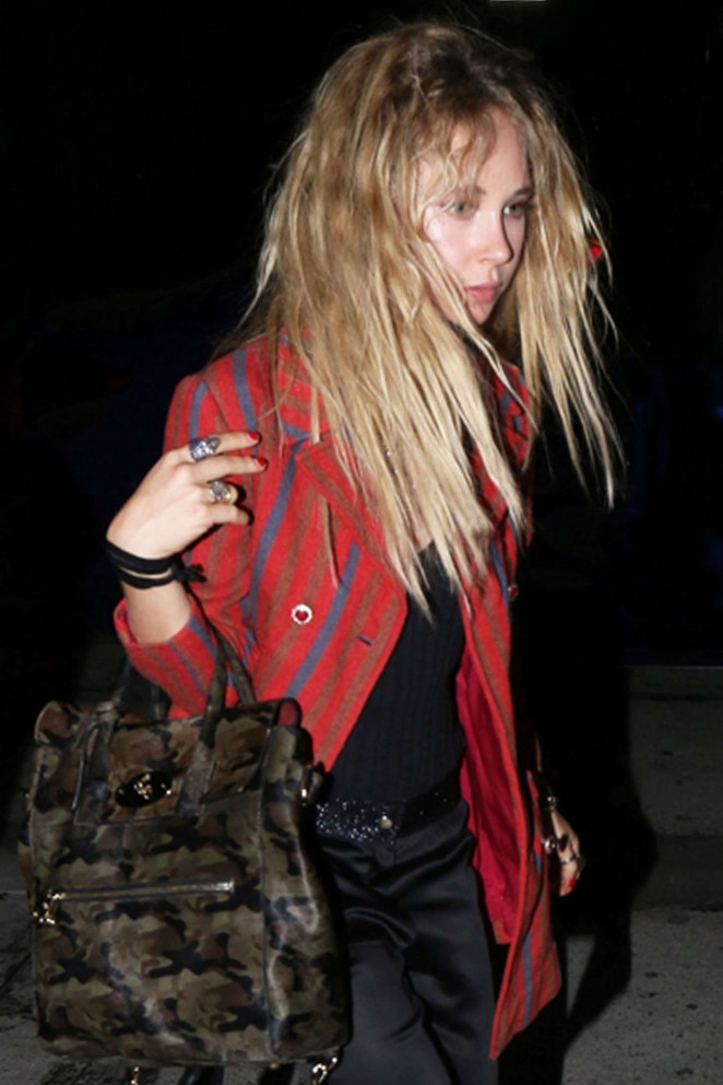 Juno Temple at Craig's Restaurant in West Hollywood