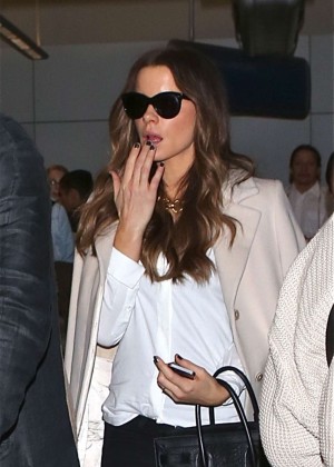 Kate Beckinsale at LAX Airport in Los Angeles
