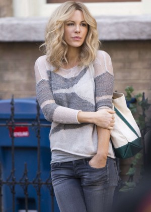 Kate Beckinsale Filming 'The Disappointments Room' Set in Greenboro, NC