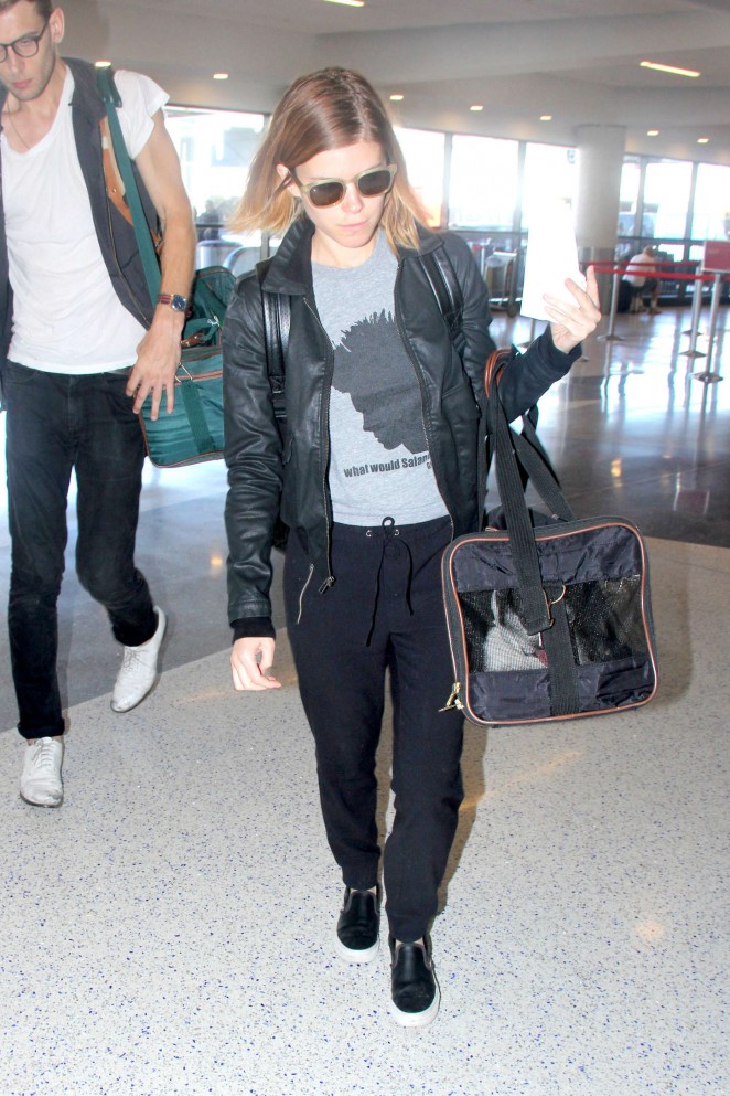 Kate Mara - Arrivies at LAX airport in LA