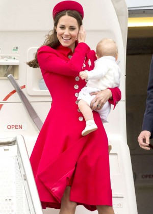 Kate Middleton – With her son Prince George in Wellington – GotCeleb