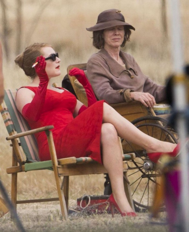 Kate Winslet - Filming "The Dressmaker" set In Australia