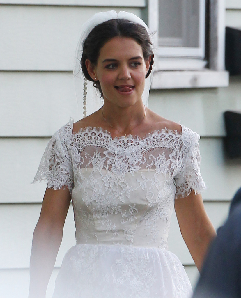 Katie Holmes Photos: in a Wedding Dress filming Miss Meadows -01 | GotCeleb