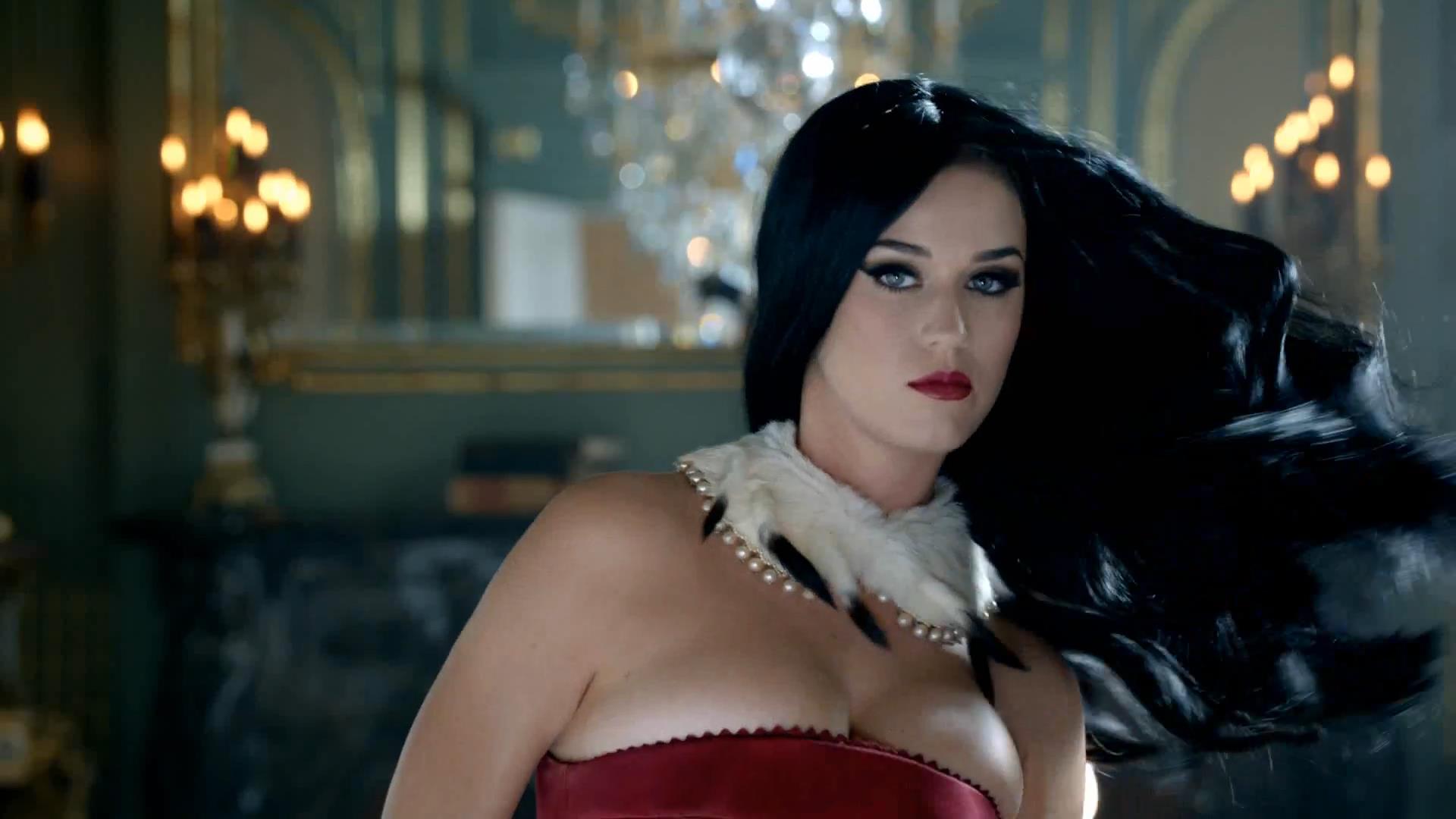 Katy Perry's Long Black Hair Is Back Serving Teenage Dream Era