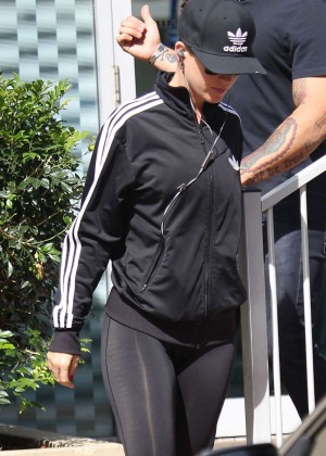 Katy Perry in Black Spandex Out in Sydney