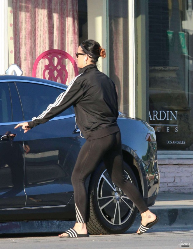 Katy Perry in Spandex Tights -04