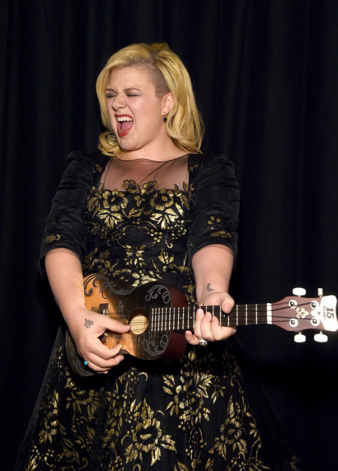 Kelly Clarkson - Musicians On Call’s 15th Anniversary Celebration  in New York