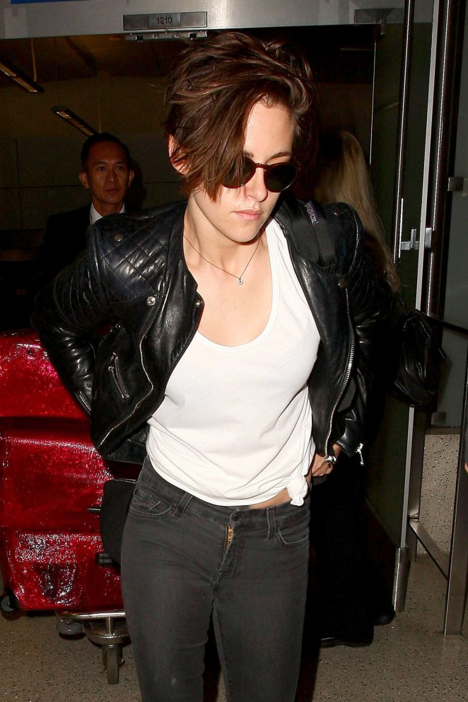 Kristen Stewart in Tight Jeans Back at LAX in LA