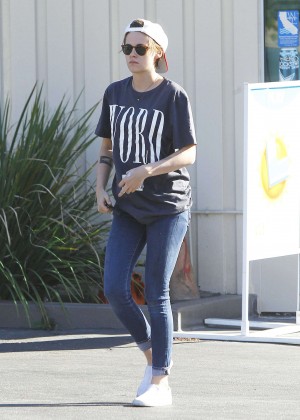Kristen Stewart in Jeans Out in LA