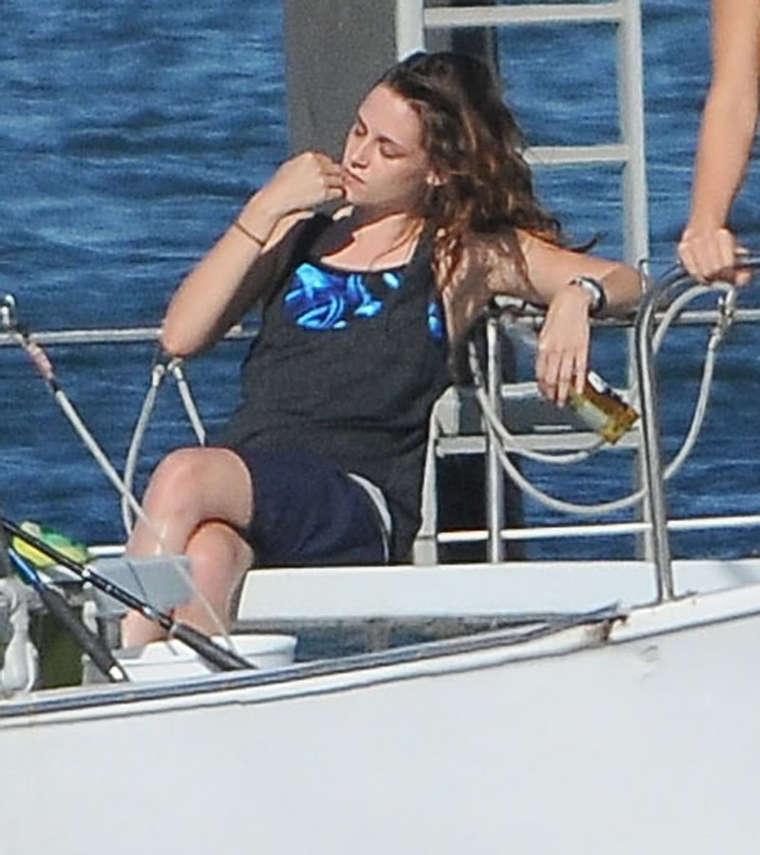 Kristen Stewart on the set of Camp X-Ray in Los Angeles-13 | GotCeleb