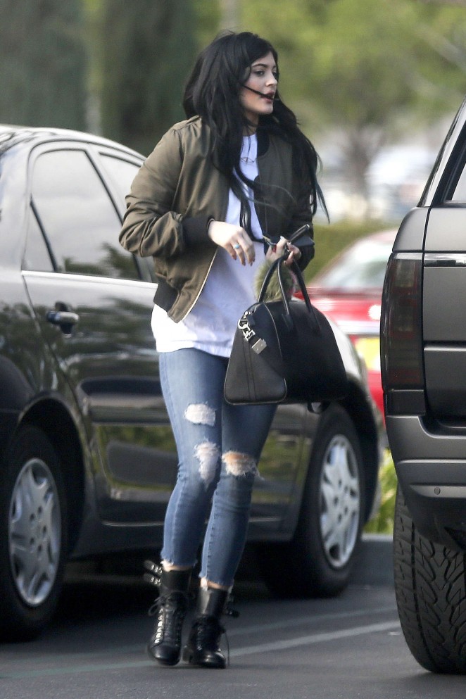 Kylie Jenner in Ripped Jeans out in Calabasas