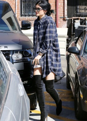 Kylie Jenner - out and about in LA