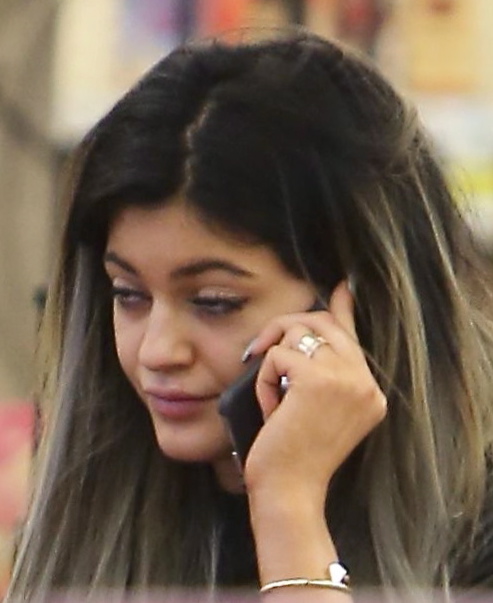Kylie Jenner 2014 : Kylie Jenner – Shopping at CVS Pharmacy -07