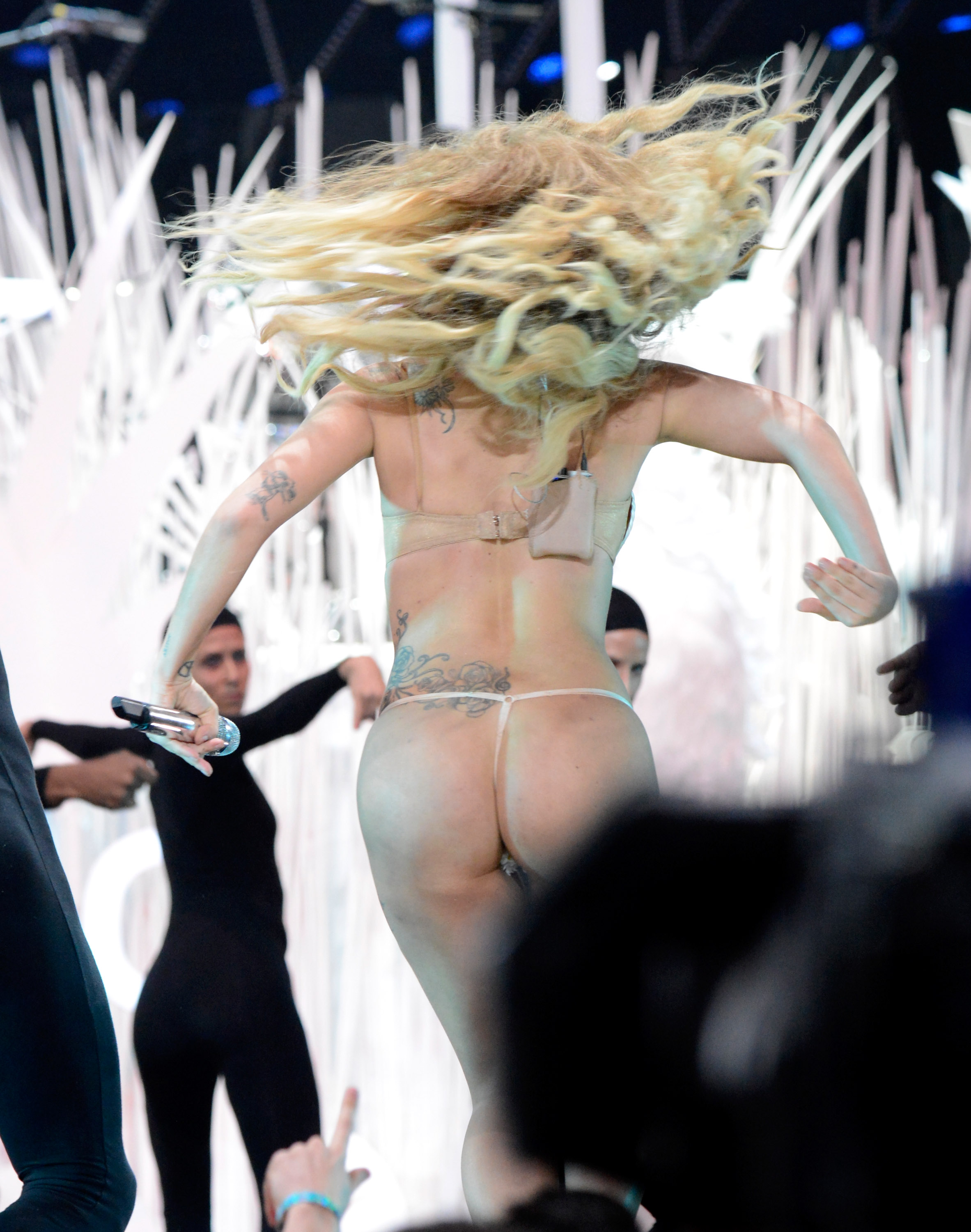 Lady Gaga Sideboob Continues Her Body Part Flashing South American Tour