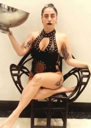 Lady Gaga Doing The ALS Ice Bucket Challenge