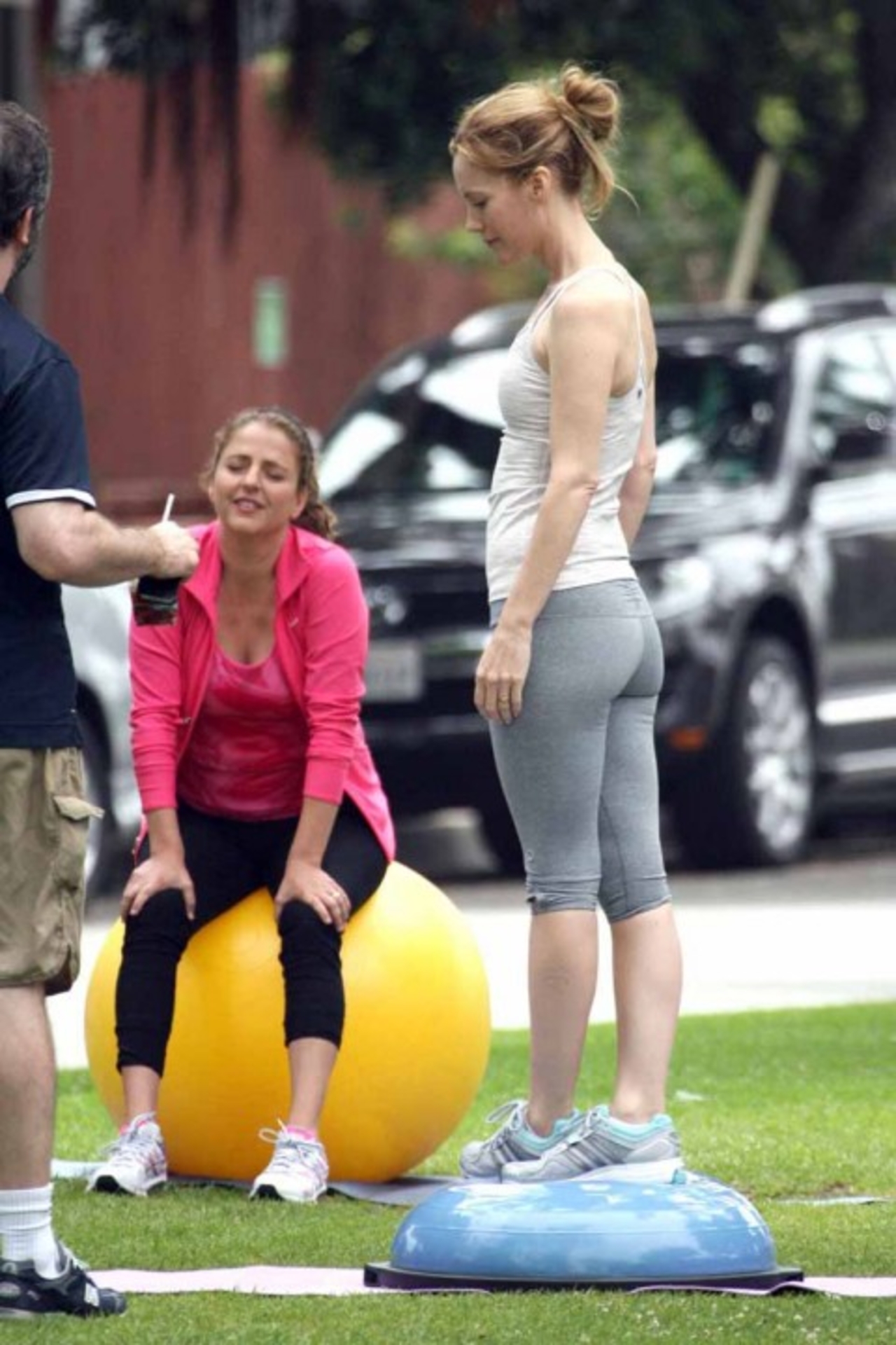 Leslie Mann 2011 : Leslie Mann Workout In Spandex for This is Forty - LA-10...
