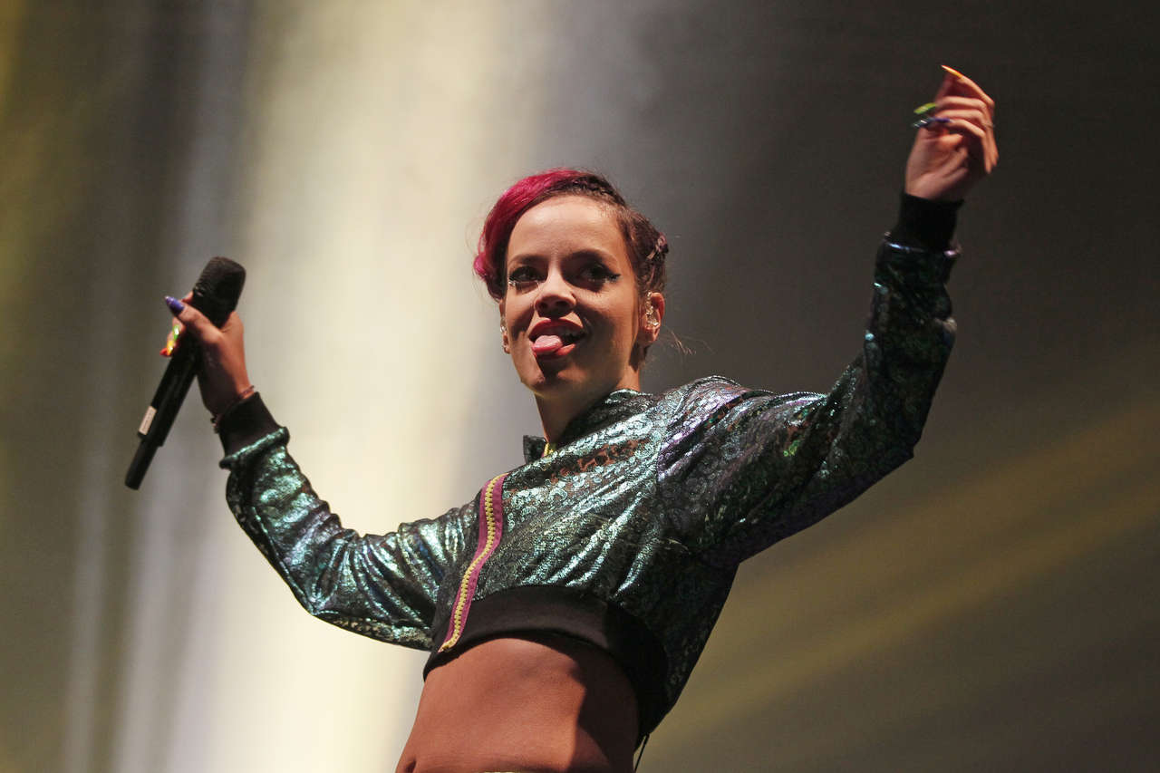 Lily Allen 2014 : Lily Allen – 2014 Indian Summer Festival in the Netherlands -14