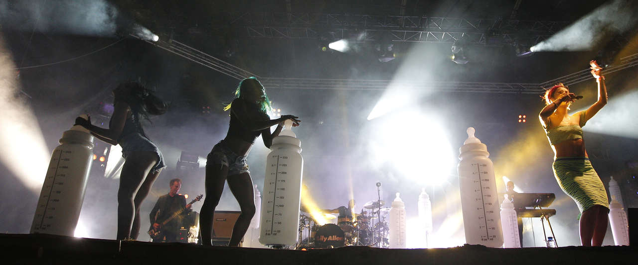 Lily Allen 2014 : Lily Allen – 2014 Indian Summer Festival in the Netherlands -15
