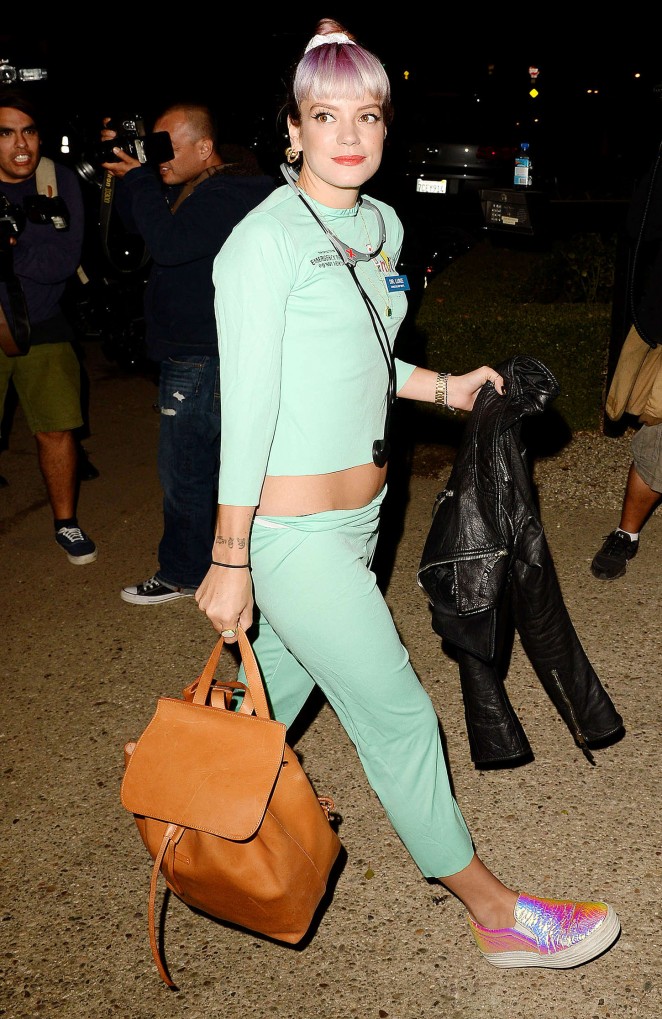 Lily Allen - Arriving at Kate Hudson's Halloween Bash in Brentwood