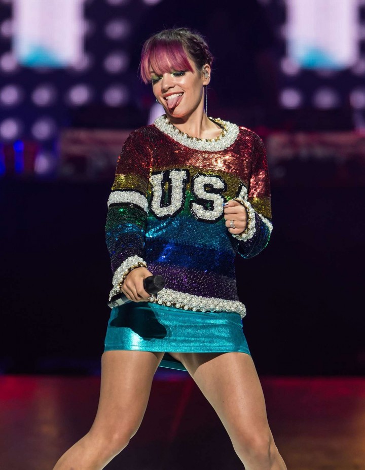 Lily Allen Live Supporting Miley Cyrus Wells Fargo Center in Philadelphia