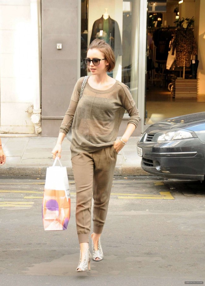 Lily Collins - Shopping in Paris