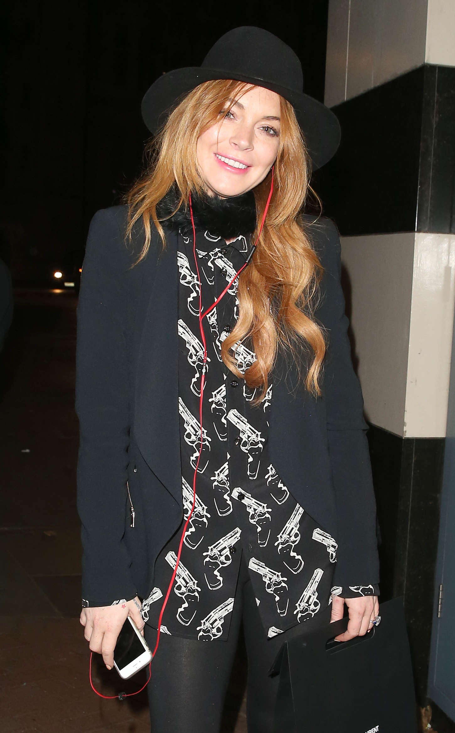 Lindsay Lohan 2014 : Lindsay Lohan – Leaving a theatre in London -13