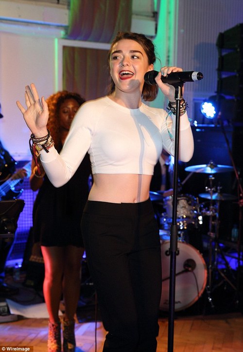 Maisie Williams - One For The Boys #SingOne4TheBoys Karaoke Night at Abbey Road Studios
