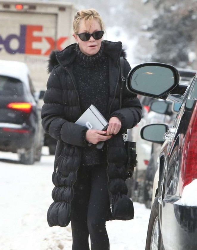 Melanie Griffith in Black Spndex out in Aspen