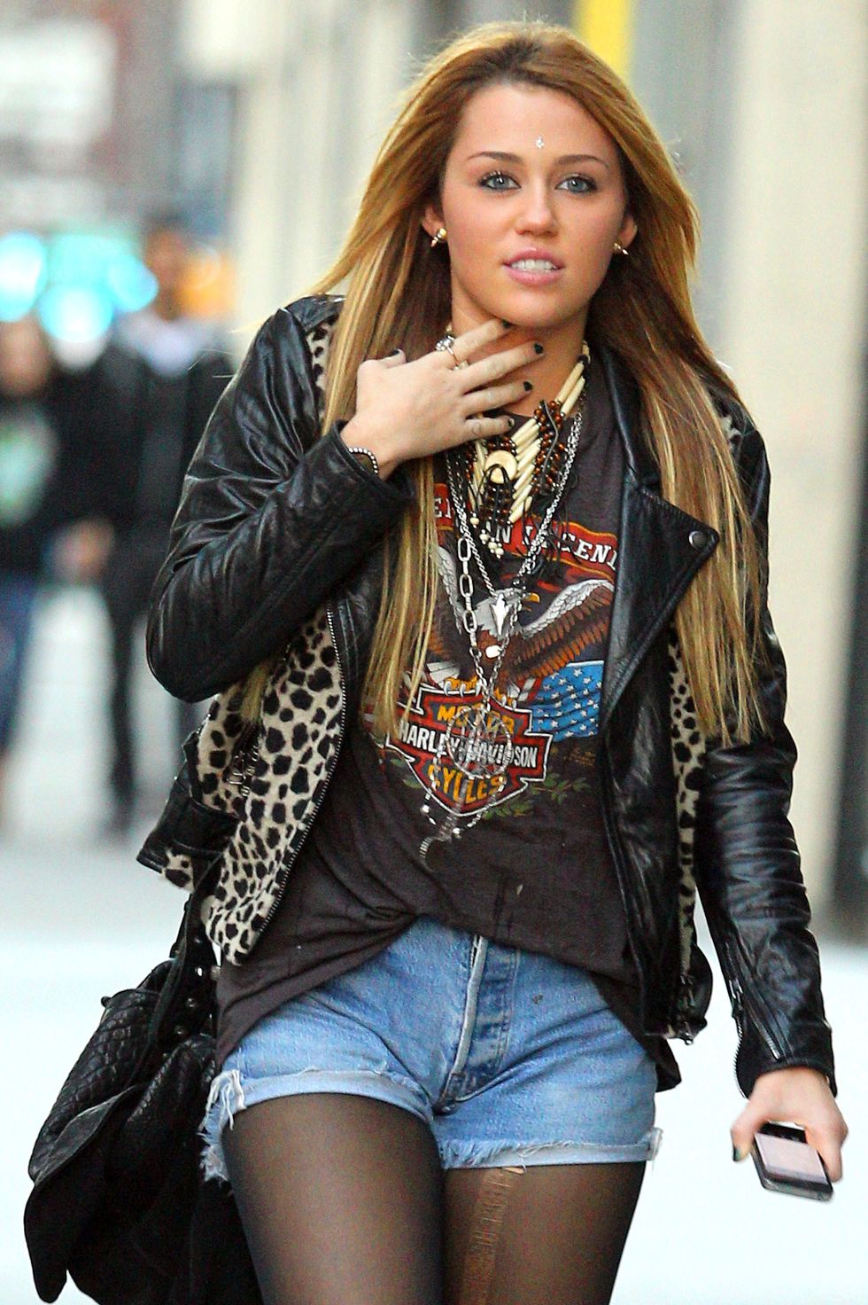 Miley Cyrus Denim Shorts Candids Leaves Hotel In New York 08 Gotceleb