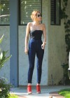 Miley Cyrus wear skinny jeans in LA at her boyfriends house