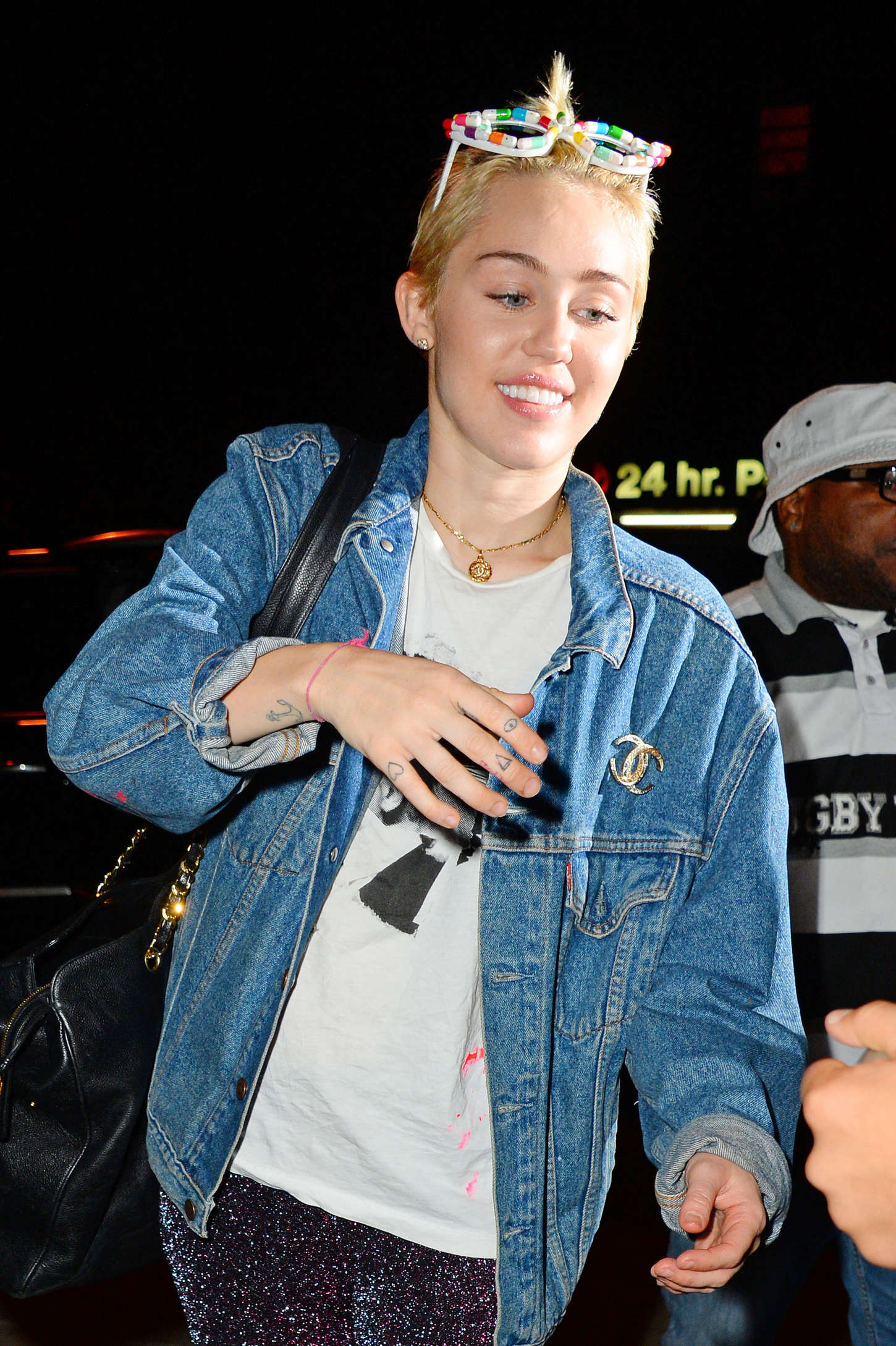 Miley Cyrus 2014 : Miley Cyrus – Leaving a Photo Studio -15