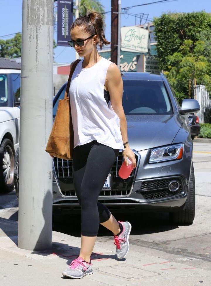 Minka Kelly in Tights - Heads to the Gym in LA